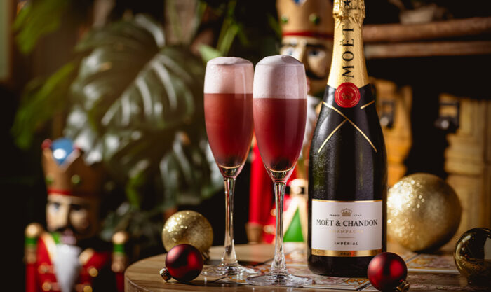 sparkling red bells