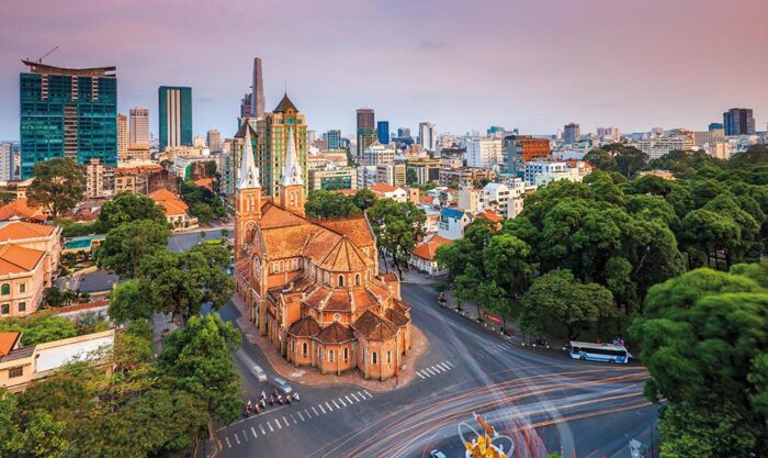 Travel-JAN25-Vietnam-World-Expeditions-Group