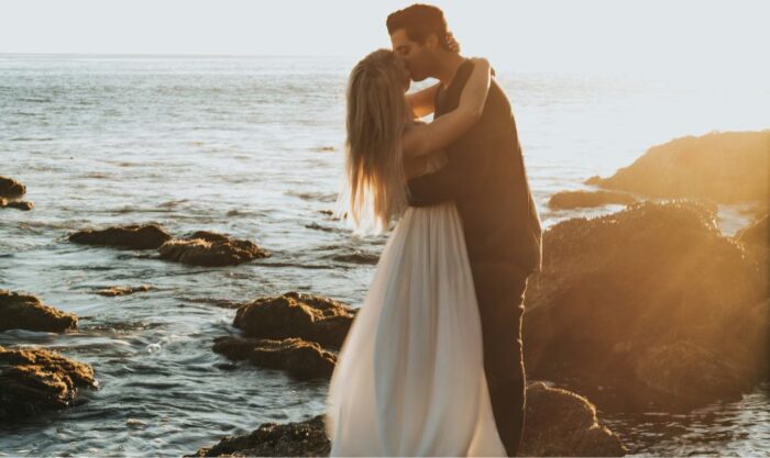 holiday wedding unsplash