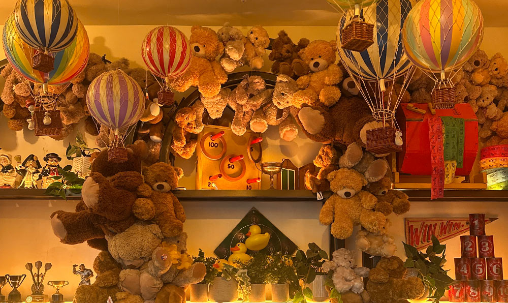 Review: Flight Club Victoria's secret roof terrace